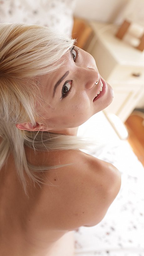 Ersties starring Mai Hot Porn - Image 8 of 21  in Legs category   featuring Mai 