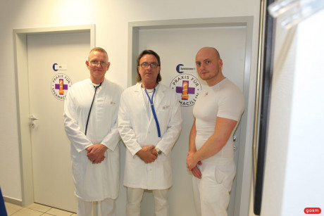 Blondy Ukrainian chick posing among perverted doctors at the hospital - #1480605