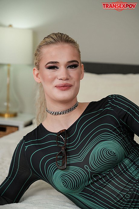 Transex POV featuring Dasha Dime, Radius Dark Porn Pics - Image 1 of 16  in Shemale category  