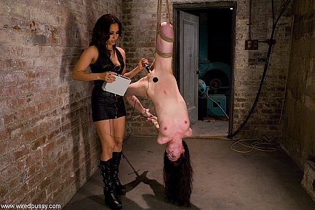 Wired cunt performed by Amie, Isis Love Hot Pics - Image 12 of 21  in Lesbian category   featuring Isis Love, Amie 