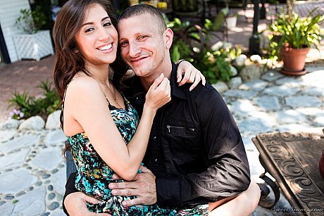 Clothed latina April O'neil kissing outdoors before wedding night fuck - Gallery #21158