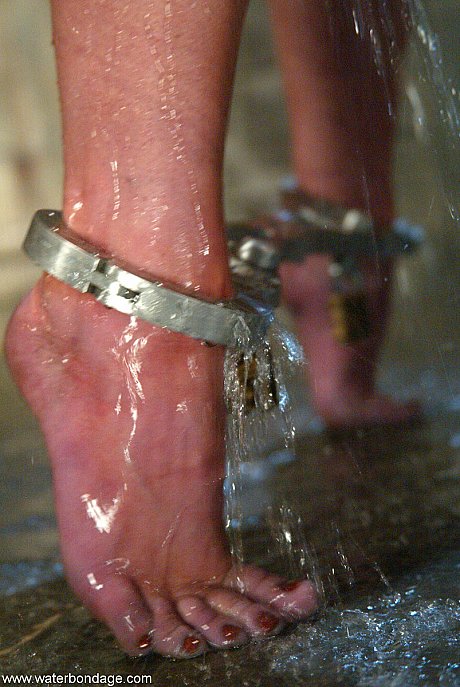 Water Bondage starring Angelene black Sir C Hot Images - Gallery #565