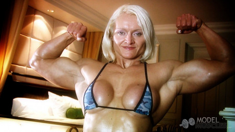 European bodybuilder Brigita Brezovac shows her hot muscles & titties in a bikini - #967795