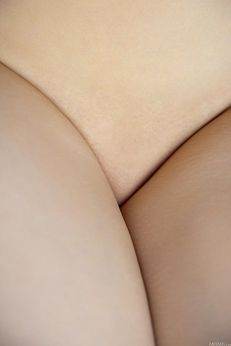 Met Art performed by Sonya Elf Hot Pictures - Image 15 of 21  in Model category   featuring Sonya Elf 