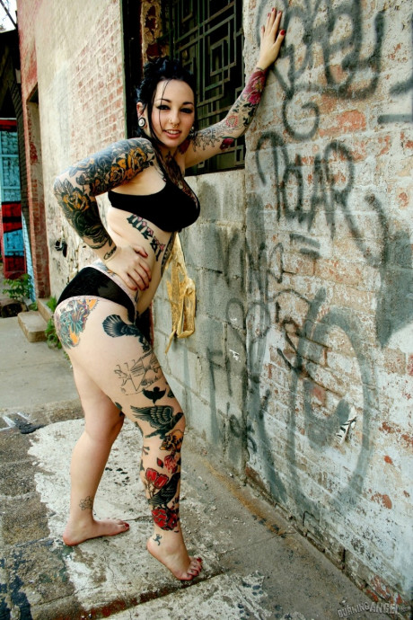 Stunning fetish whore gf woman Adahlia reveals her humongous boobies & massive tattoos outdoors - #162686