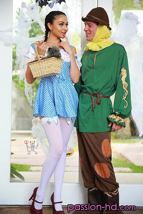 Leggy brunette teenie Ariana Marie spreads her shaved vagina in a Dorothy costume - Image 1 of 16  in Pussy category   featuring Ariana Marie