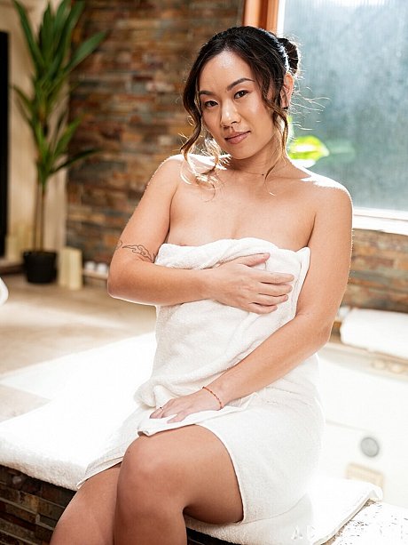 Adult Time starring Kimmy Kimm, Roxie Sinner Hot Pics - Image 4 of 21  in Lesbian category   featuring Kimmy Kimm, Roxie Sinner 