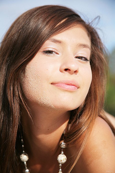 Erotic hottie performed by Irina J nude Porn Pics - Image 15 of 21  in Pussy category   featuring Irina J 