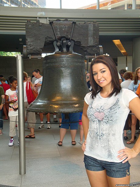 Latina MILF Ann Marie Rios is captured in candid action at a XXX convention - Image 9 of 15  in Ass category   featuring Ann Marie Rios 