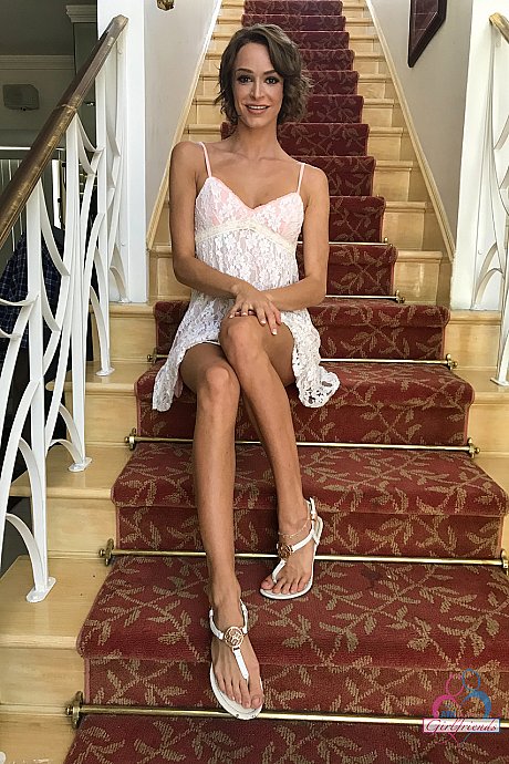 ATK Girlfriends performed by Emma Hix Hot Gallery - Image 2 of 20  in Teen category   featuring Emma Hix 