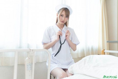 Sleazy chinese nurse Yui Kisaragi lets a patient finger her vagina and fuck her - #1236737