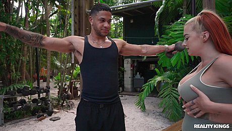 Reality Kings starring Cubbi Thompson, Mike Ox Hot Photos - Image 3 of 21  in Outdoor category   featuring Mike Ox, Cubbi Thompson 