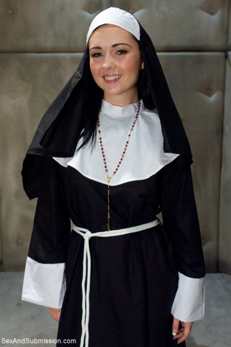 Slutty nun with a divine behind Angell Summers strips and poses naked - #380125