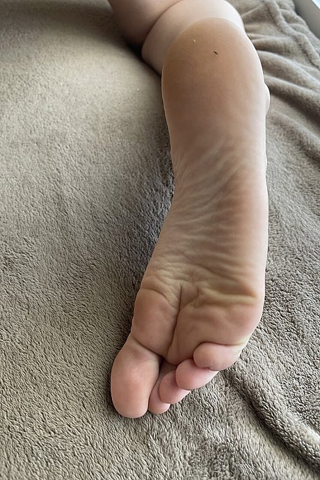 ATK Petites performed by Valentina Jade Sex Gallery - Image 13 of 21  in Teen category   featuring Valentina Jade 