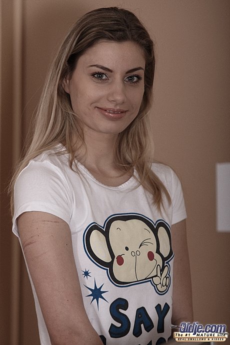 Sweet teenie Marylin kisses senior before swallowing oldman off for a taste of jizz - Image 2 of 16  in Pussy category   featuring Marylin 