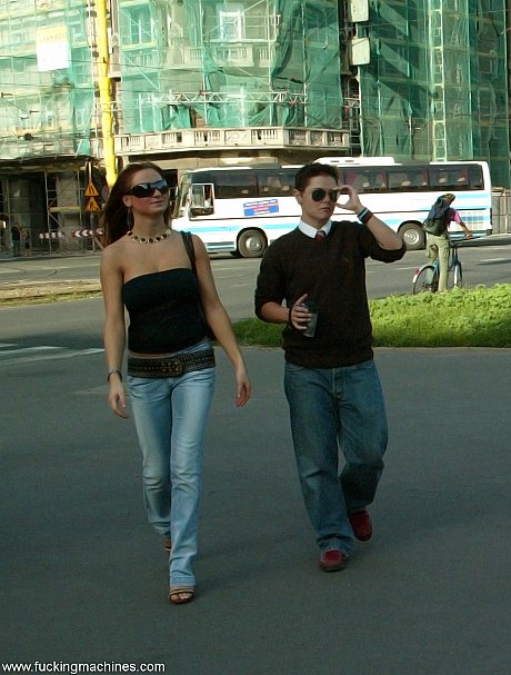 Fucking Machines Veronica - Image 17 of 18  in Outdoor category   featuring Veronica 