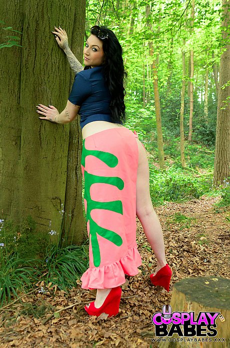 Monstrous boobed inked British hottie Harmony Reigns fucking in the woods - Image 9 of 17  in Ass category   featuring Harmony Reigns 