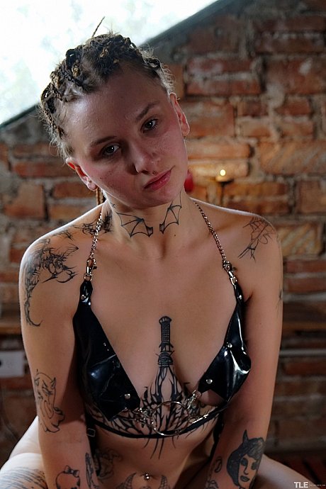 The Life Erotic featuring Lola Stone Hot Pics - Image 2 of 21  in Lesbian category   featuring Lola Stone 