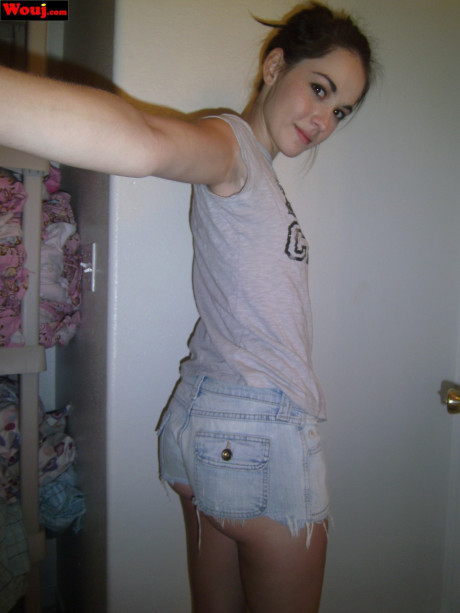 Adorable brunette babe WouJ shows off her humongous behind in booty shorts - #1343120