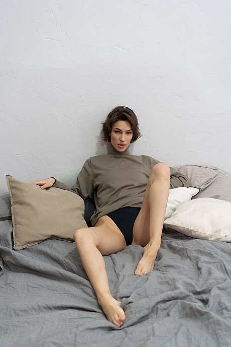 Bentbox featuring Valentina Fedya Hot Porn - Image 8 of 20  in Teen category   featuring Valentina Fedyainova 