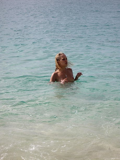 Insatiable teen whores smoking, peeing and getting fingered on a sandy beach - Image 14 of 21  in Outdoor category   featuring Kacey Jordan, Blue Angel, Tanner Mayes, Sasha Rose, Alexa Diamond 
