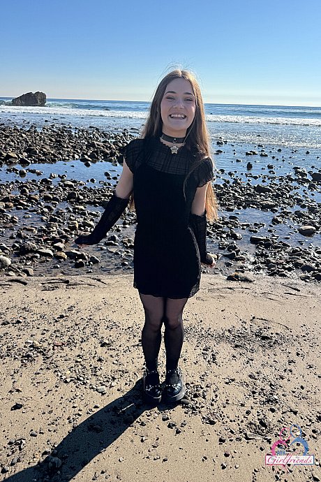 ATK Galleria featuring Juniper Ren Porn XXX - Image 17 of 21  in Outdoor category   featuring Juniper Ren 