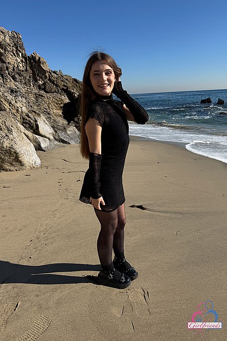 ATK Galleria featuring Juniper Ren Porn XXX - Image 20 of 21  in Outdoor category   featuring Juniper Ren 