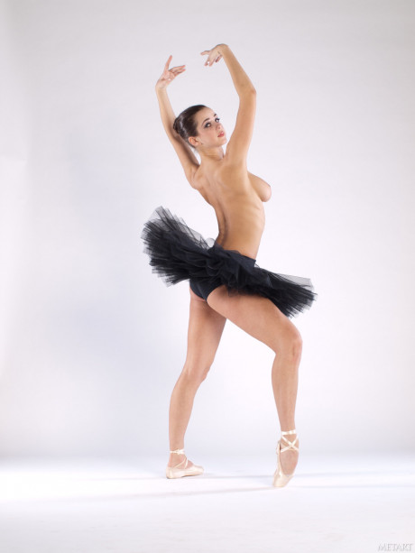 Fine young ballerina Bianca C gets nude & shows her huge tits and bald snatch - #412601