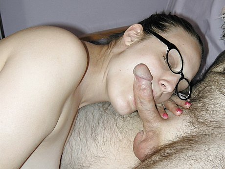 Ponytailed MILF in glasses treats a bushy guy to a sizzling oral sex - Image 3 of 10  in Amateur category  