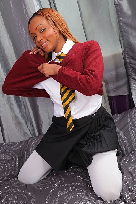 Ebony beauty Zena bares her natural boobs & round butt as she strips