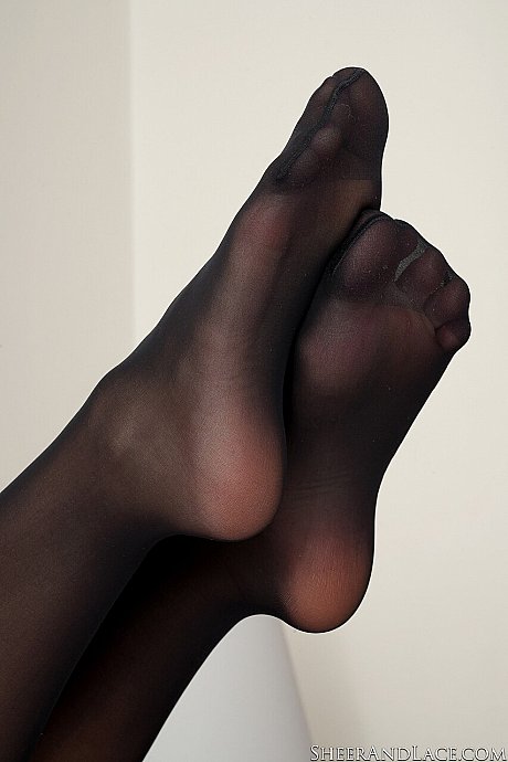 Sheer And Lace featuring Dee Vine nude XXX - Image 6 of 21  in Pantyhose category   featuring Dee Vine 