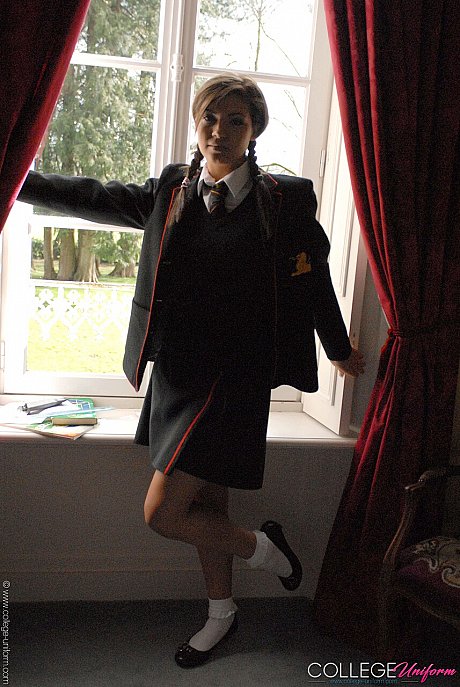 College Uniform starring Samantha Buxton nude Porn Pics - Image 8 of 21  in Legs category   featuring Samantha Buxton 