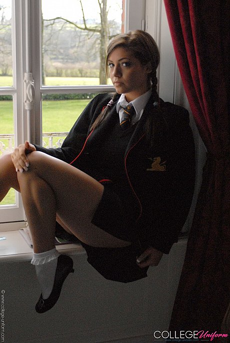 College Uniform starring Samantha Buxton nude Porn Pics - Image 9 of 21  in Legs category   featuring Samantha Buxton 