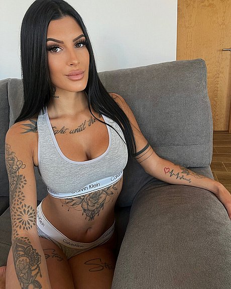 Raven-haired amateur babe posing in her charming top and panties in a solo - Image 8 of 13  in Babe category