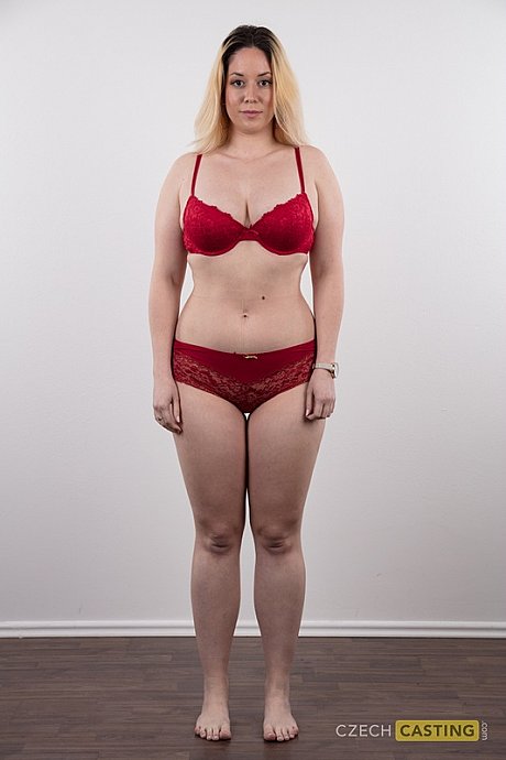Chubby amateur Veronika stands totally naked after removing her clothes - Image 6 of 20  in Amateur category   featuring Veronika 