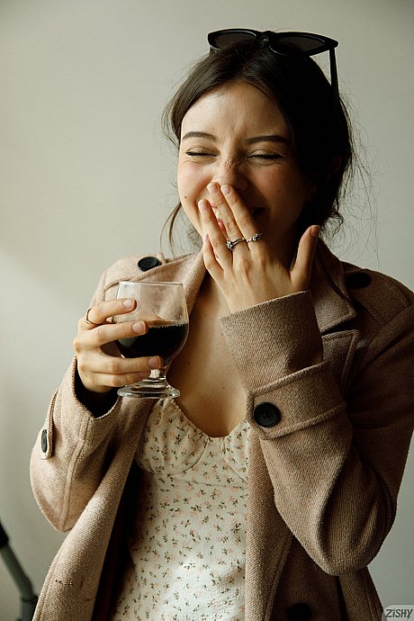 Thin babe Roselina Andee shows her tiny breasts and her small butt - Image 1 of 11  in Babe category   featuring Roselina Andee 