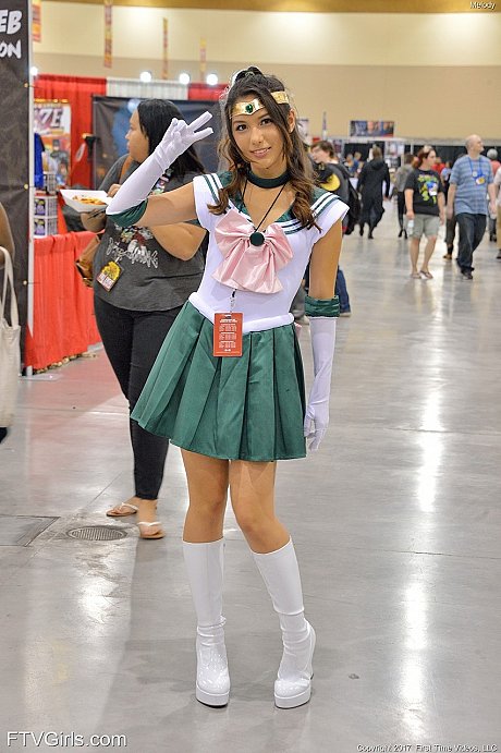 Amateur honey Melody blowing and riding a huge plastic schlong - Image 2 of 20  in Model category   featuring Melody Wylde 