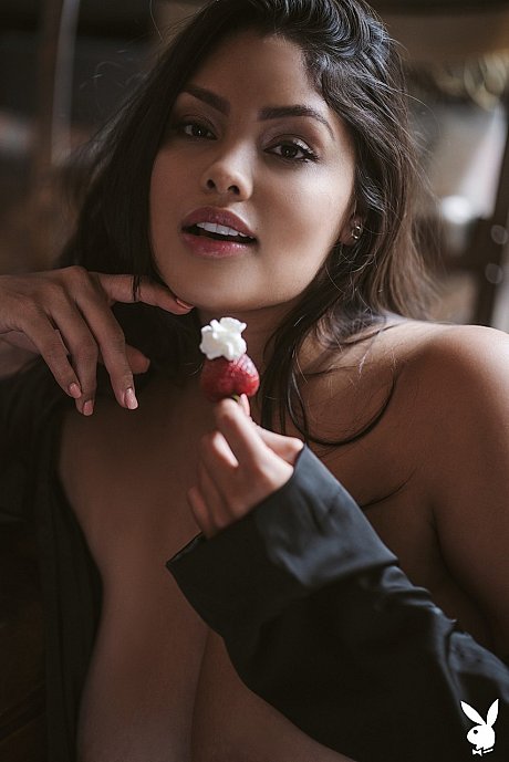 Pretty Mexican babe with big titties Jocelyn Corona showing off at her house - Image 13 of 16  in Model category   featuring Jocelyn Corona 