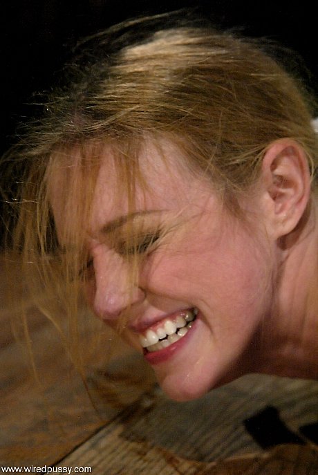 Wired cunt performed by Claire Adams, Dee Williams Sex Photos - Image 21 of 21  in Lesbian category   featuring Dee Williams, Claire Adams 