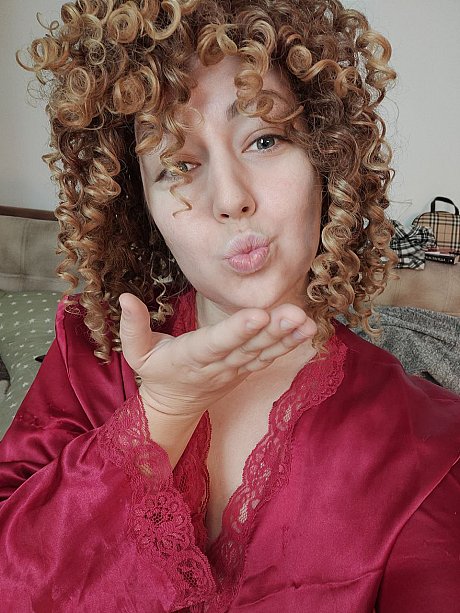 OnlyFans Hanna Zimmer featuring Hanna Zimmer Hot Pictures - Image 9 of 20  in MILF category   featuring Hanna Zimmer 