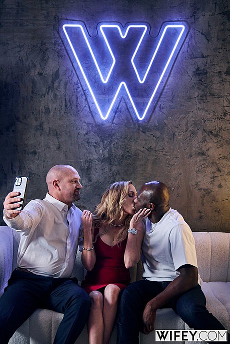 Wifey featuring Mannie Coco, Sierra cum XXX Porn Pics - Image 9 of 20  in Sexy category   featuring Sierra Spunk, Mannie Coco 