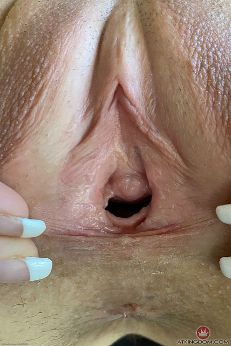 Blondy amateur Sky Pierce exposes and gapes her shaved vagina up close - Image 17 of 20  in Pussy category   featuring Sky Pierce 