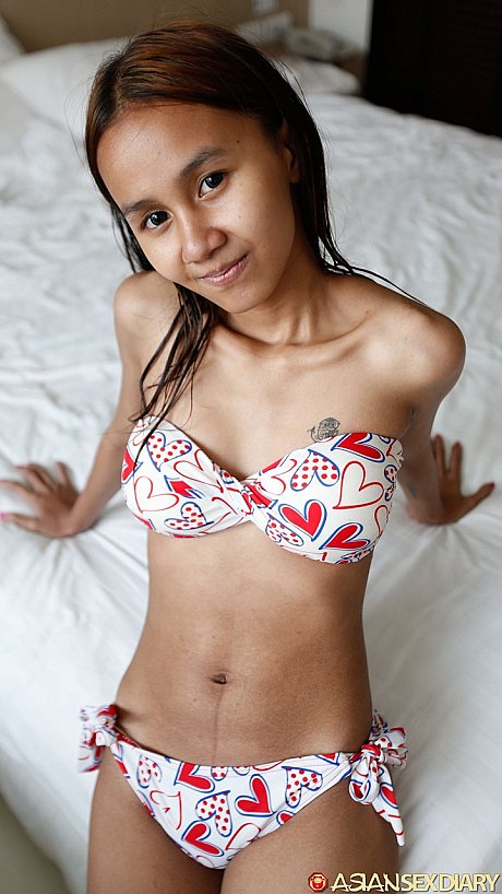 Fine amateur oriental babe Puy B undresses and gets dicked hard in POV - Image 14 of 20  in Teen category   featuring Puy B 