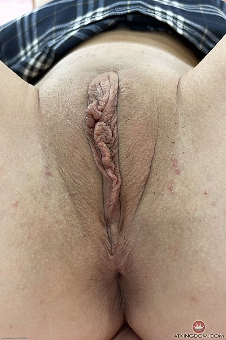 Sweet amateur teen Mira Monroe showing her huge behind and holes up close - Image 17 of 20  in Pussy category   featuring Mira Monroe 