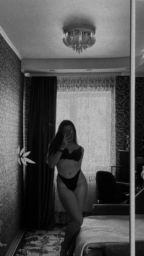 OnlyFans Leila Lws performed by Leila Lws Porn Pics - #1467018