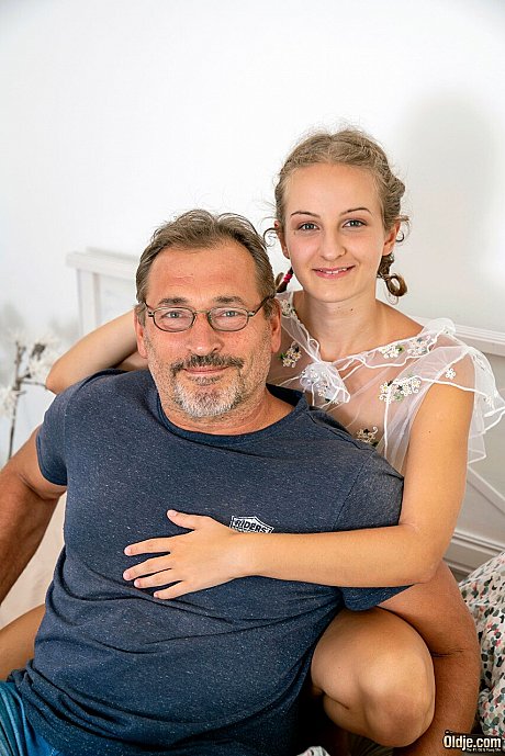 Oldje naked Photos - Image 3 of 21  in Teen category  