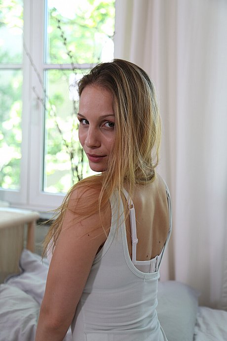 Ersties nude Gallery - Image 16 of 21  in Babe category   featuring Mary Wet 