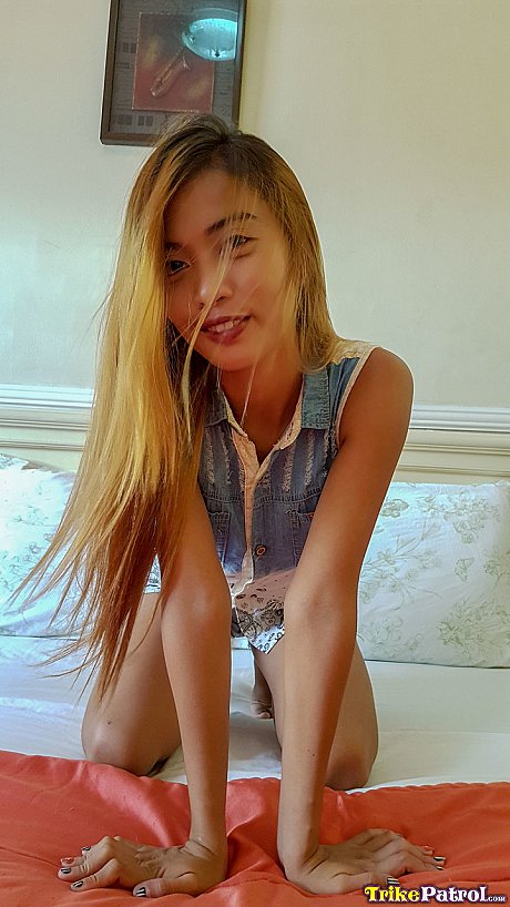 Gorgeous sweet amateur Filipina Khay Del Rosario receives an unexpected facial cumshot - Image 2 of 20  in Amateur category   featuring Khay Del Rosario 
