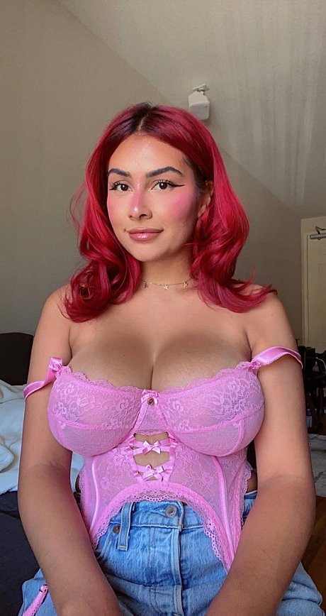 Lovely babe Angel shows her beautiful monstrous boobs & her shaved twat - Image 6 of 20  in Amateur category   featuring Angel