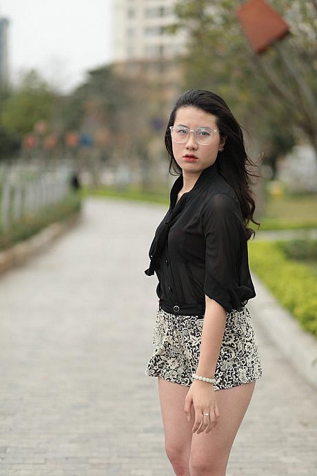 Barefoot oriental babe flaunts her pretty legs outdoors wearing a miniskirt - Image 19 of 21  in Outdoor category  